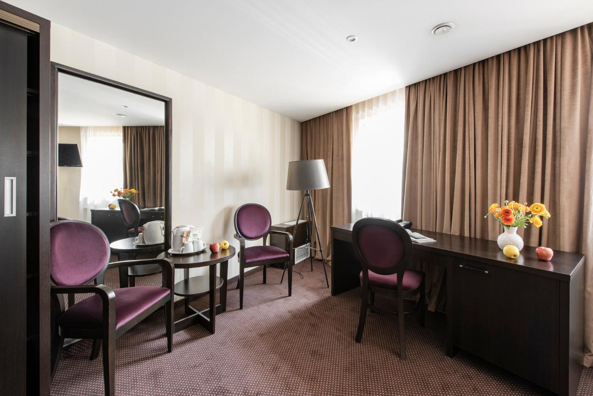 Amberton Cathedral Square Hotel 4*