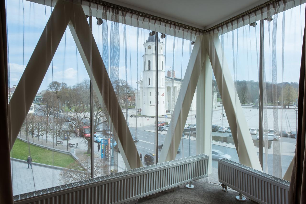 Amberton Cathedral Square 4*